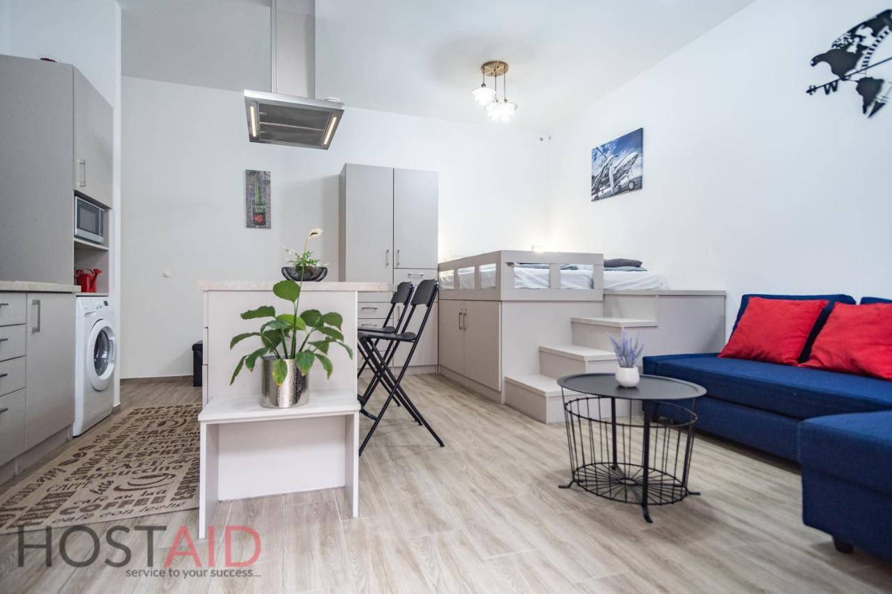 B17 Apartment - Hostaid Budapest Exterior foto